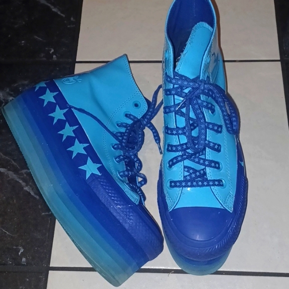 Converse Miley Cyrus x Chuck Taylor All Star Platform - Women’s size 7 - Picture 1 of 7